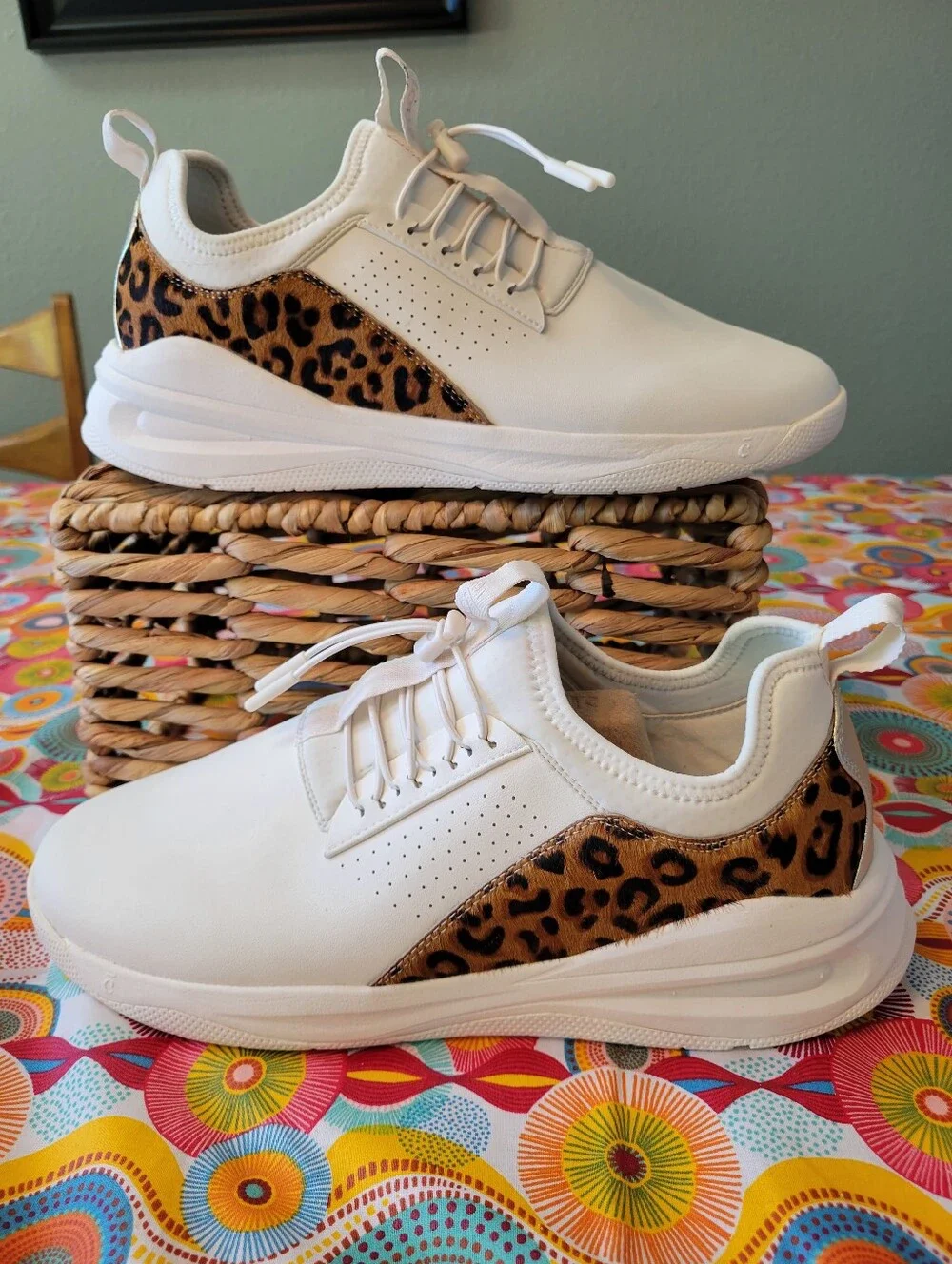 Clove Classic Shoes Sneakers  Leopard White Leopard Men's 11.5 Women's 13